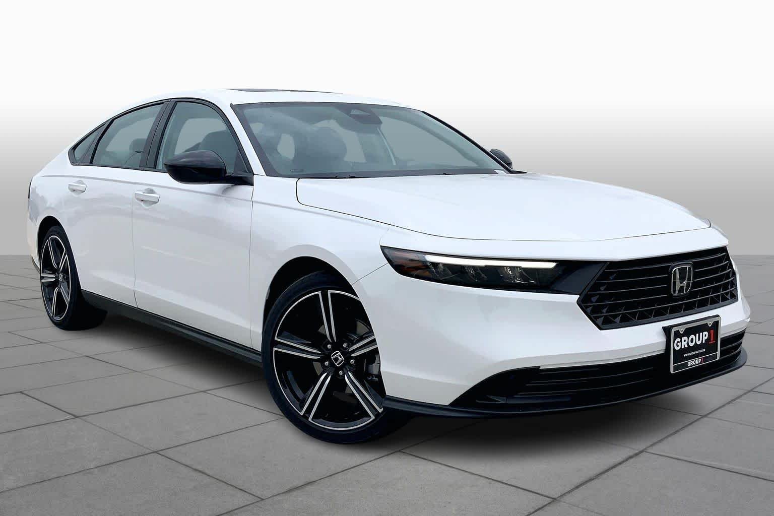 New 2026 Platinum White Pearl Honda SE image 2