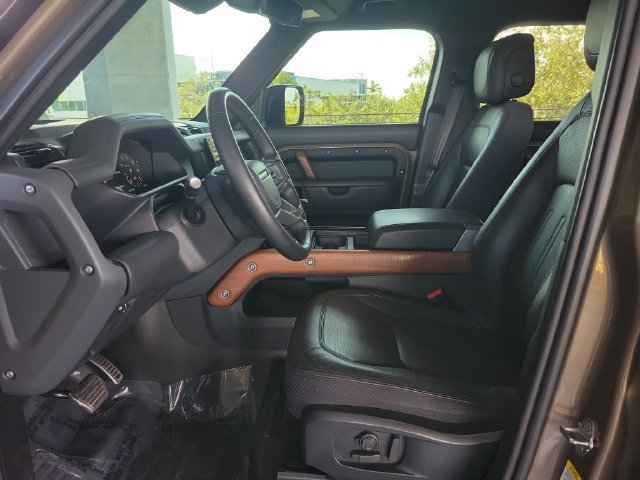 Used 2023 Gondwana Stone Metallic Land Rover X image 19