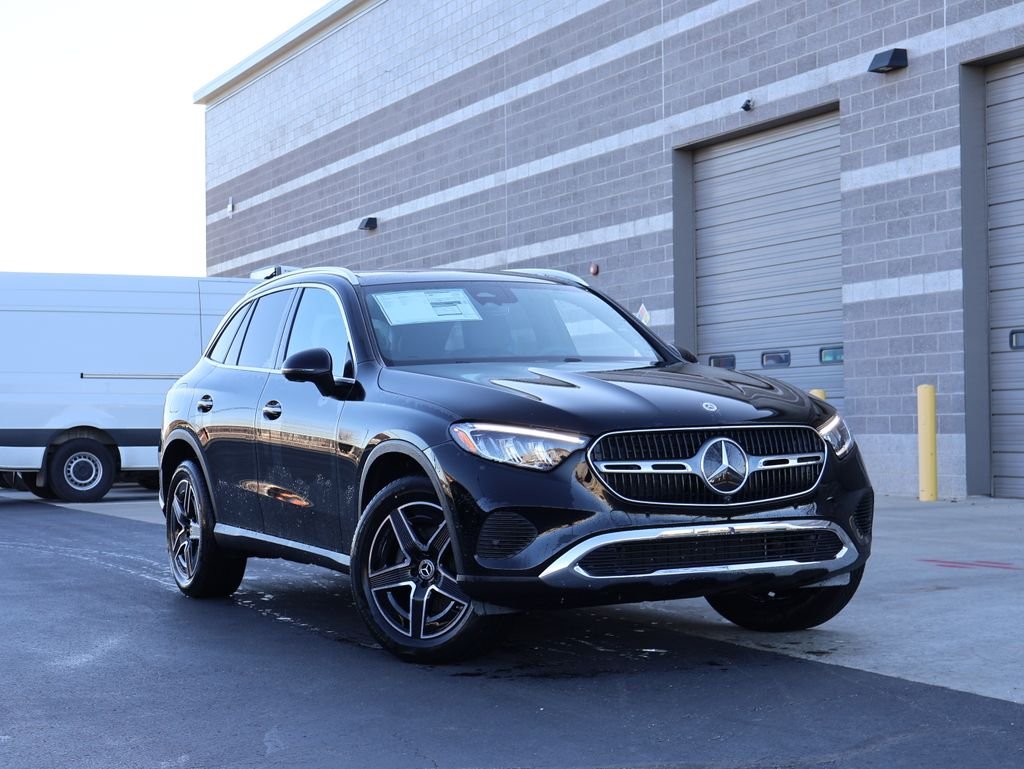 New 2026 Black Mercedes-Benz GLC 300 image 1