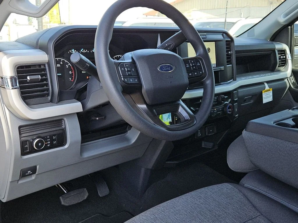 2026 Ford F-250 Super Duty XL - Photo 25