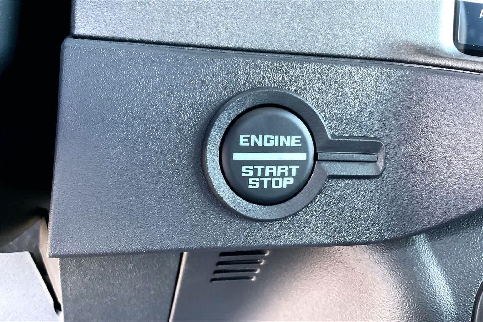 New 2026 Desert Sand Ford Badlands® image 17