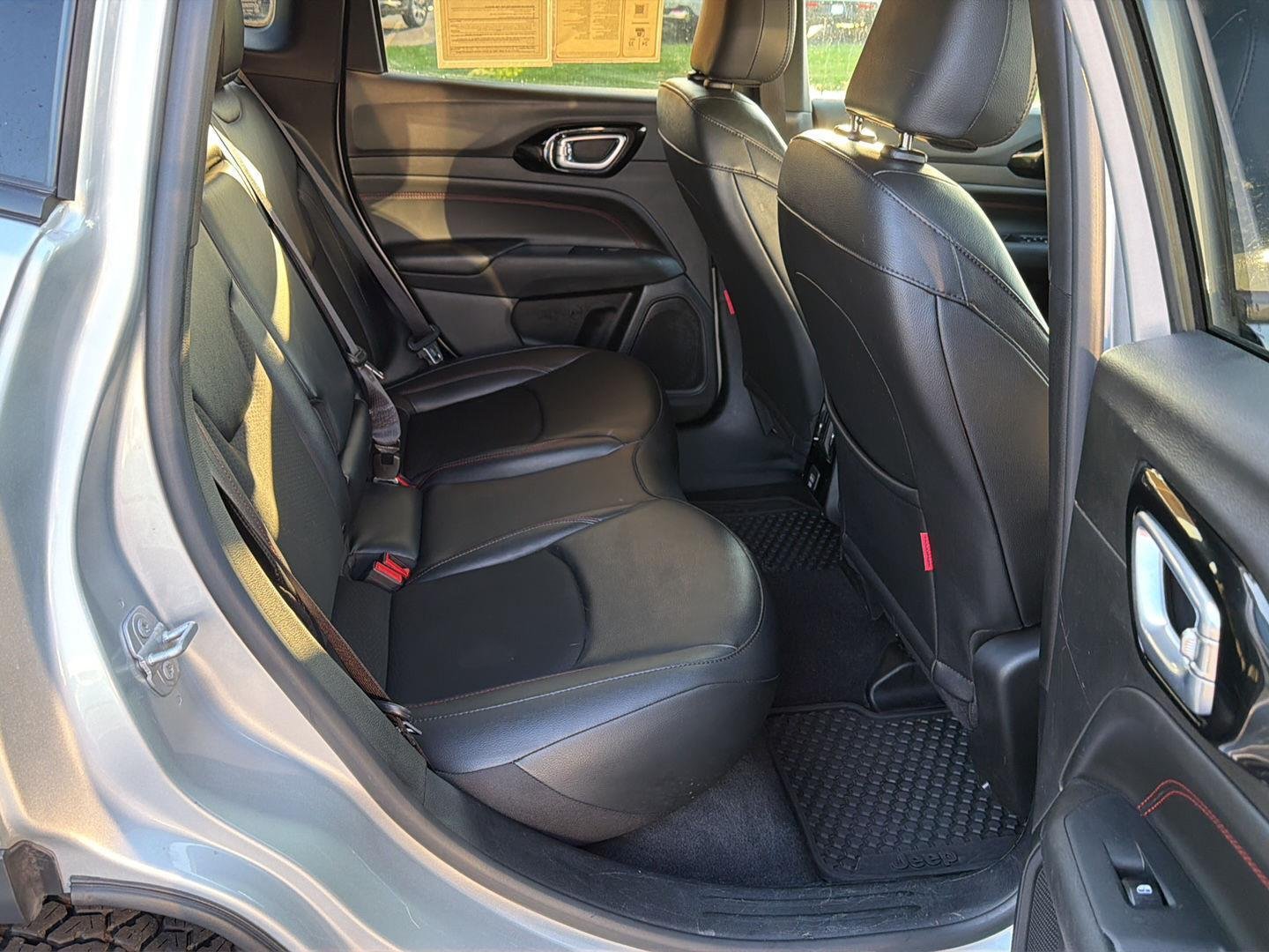 2025 Jeep Compass Trailhawk - Photo 12