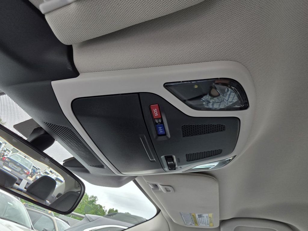 2025 Subaru Legacy Premium - Photo 23