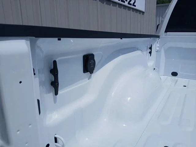 New 2026 Bright White Clear-Coat Exterior Paint RAM Tradesman image 6