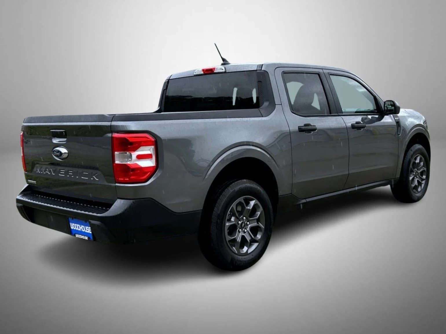 Used 2022 Gray Ford XLT image 5