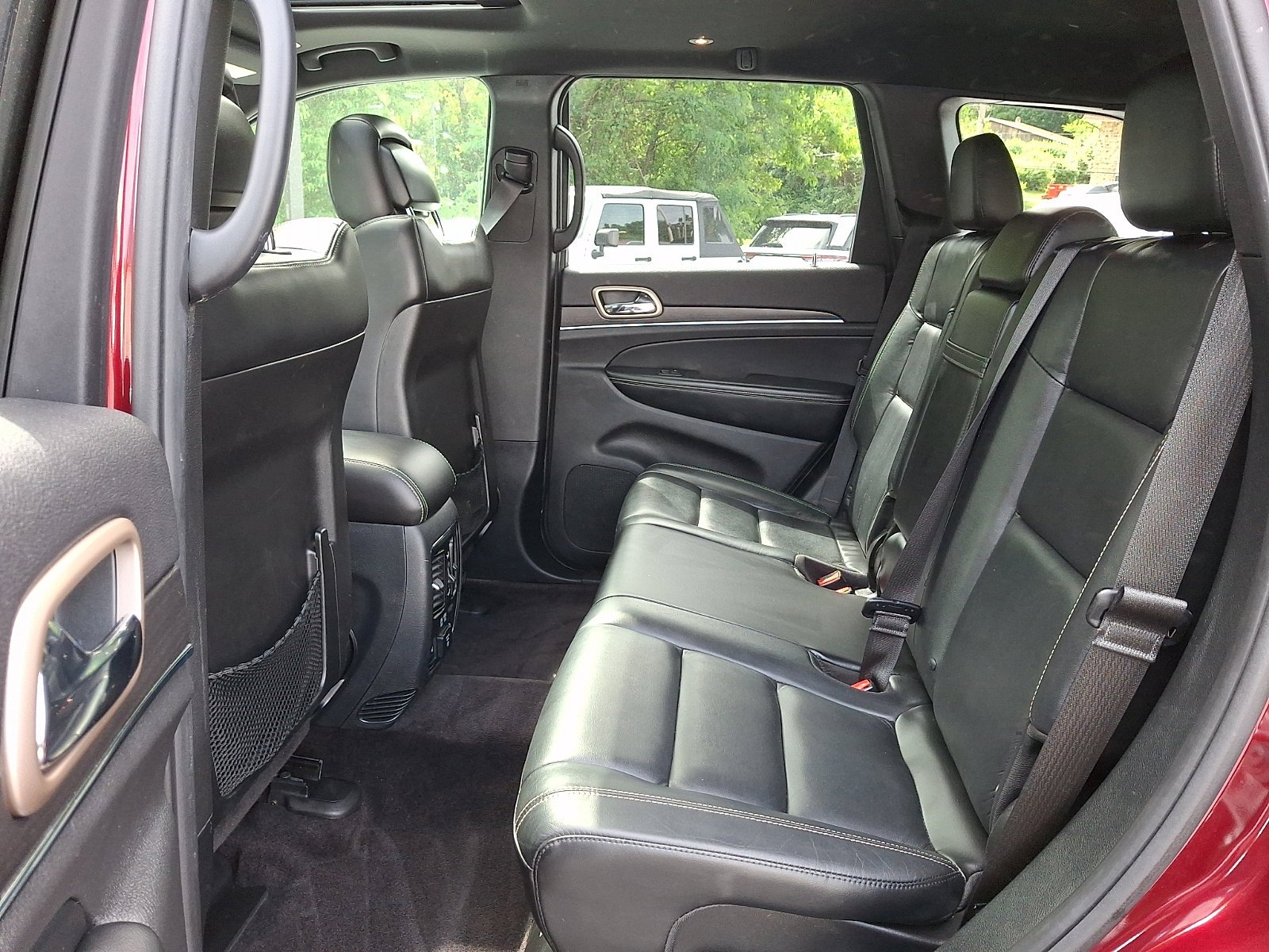 Certified Used 2017 Velvet Red Pearlcoat Jeep Limited image 10