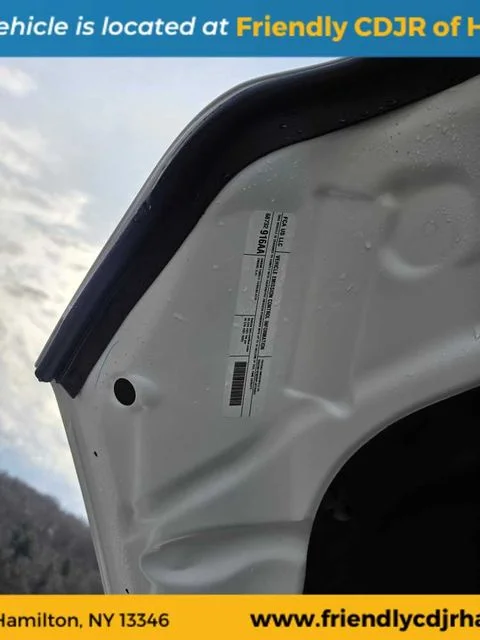 New 2026 Bright White Clear-Coat Exterior Paint RAM Tradesman image 18
