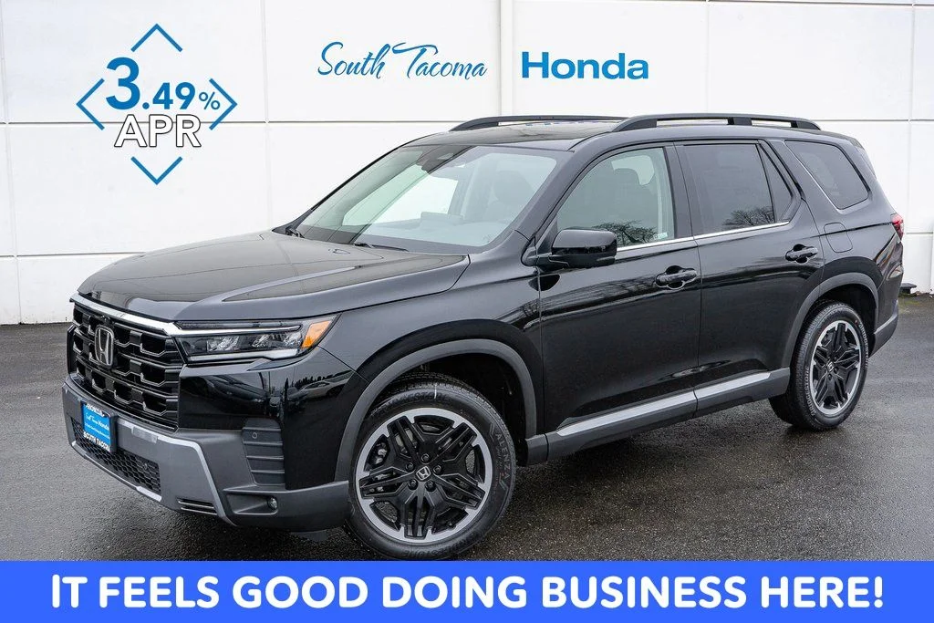 2026 Honda Pilot Touring Blackout AWD's photo