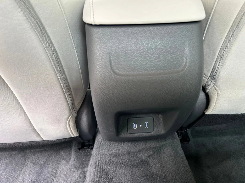 Used 2026 Blue Hyundai SEL Sport image 29