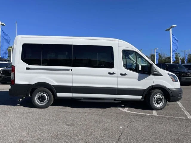 New 2026 Oxford White Ford XL image 2