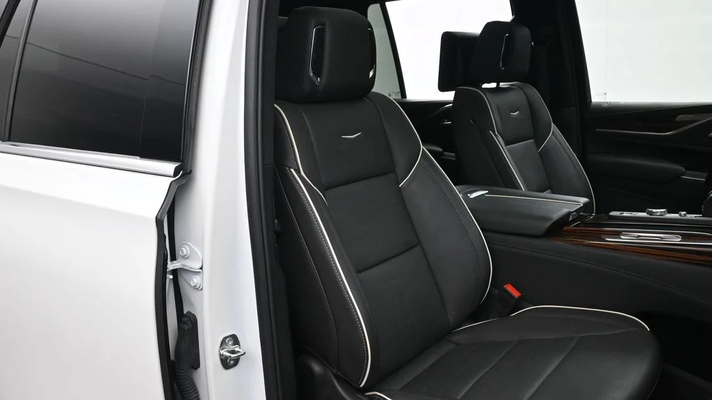 Used 2024 White Cadillac Premium Luxury image 16