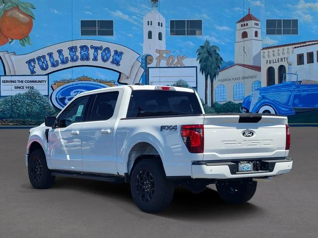 New 2026 Oxford White Ford XLT image 2