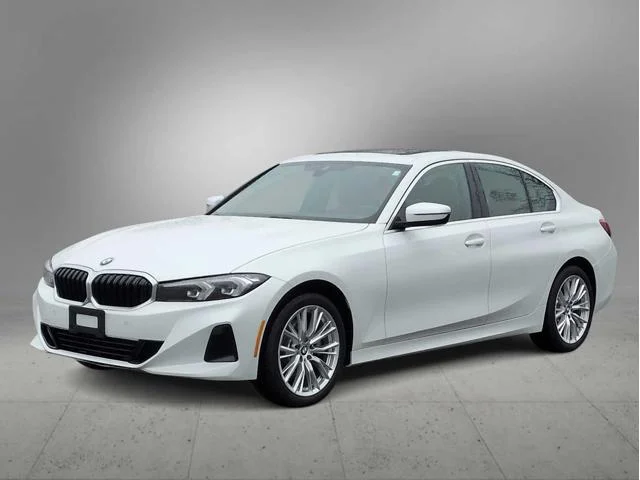 New 2024 Mineral White Metallic BMW 330i xDrive image 4