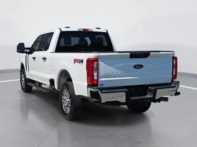 Used 2025 White Ford XLT image 5