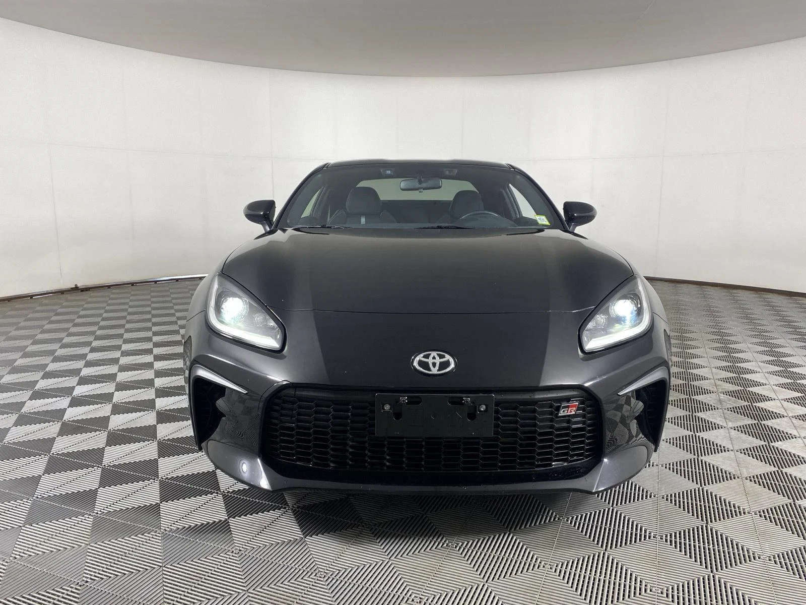 Used 2025 Raven Toyota Premium image 12