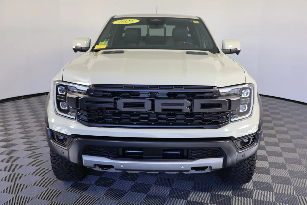 Used 2025 Desert Sand Ford Raptor image 3