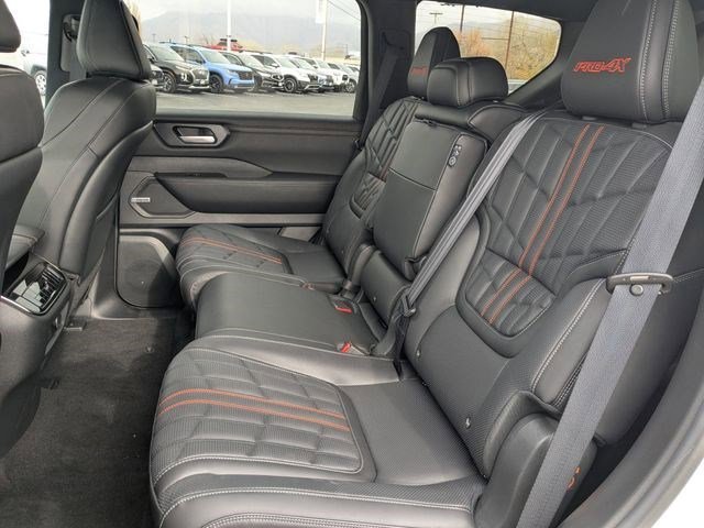 2025 Nissan Armada PRO-4X - Photo 17