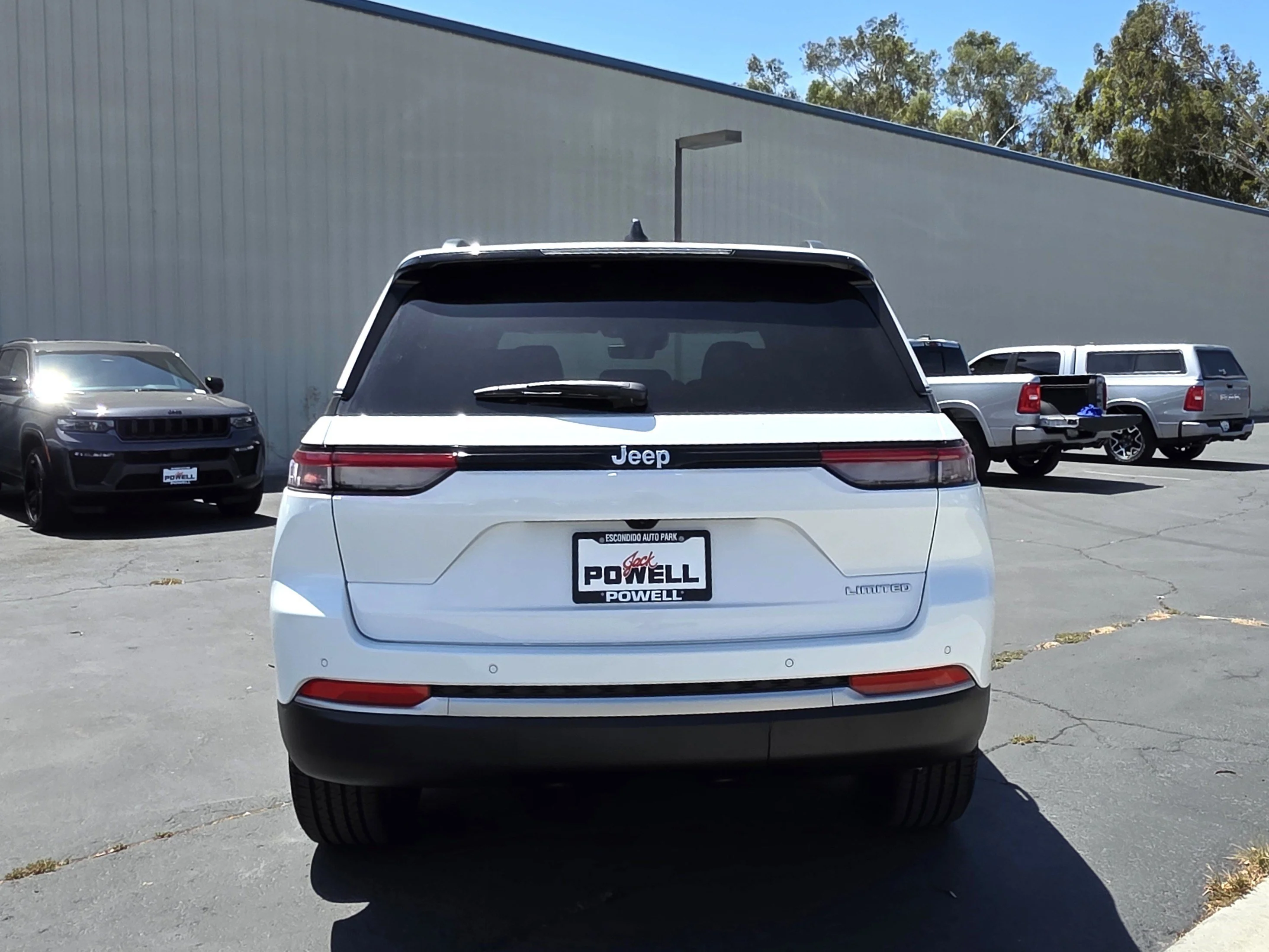 New 2026 Bright White Clearcoat Jeep Limited image 4