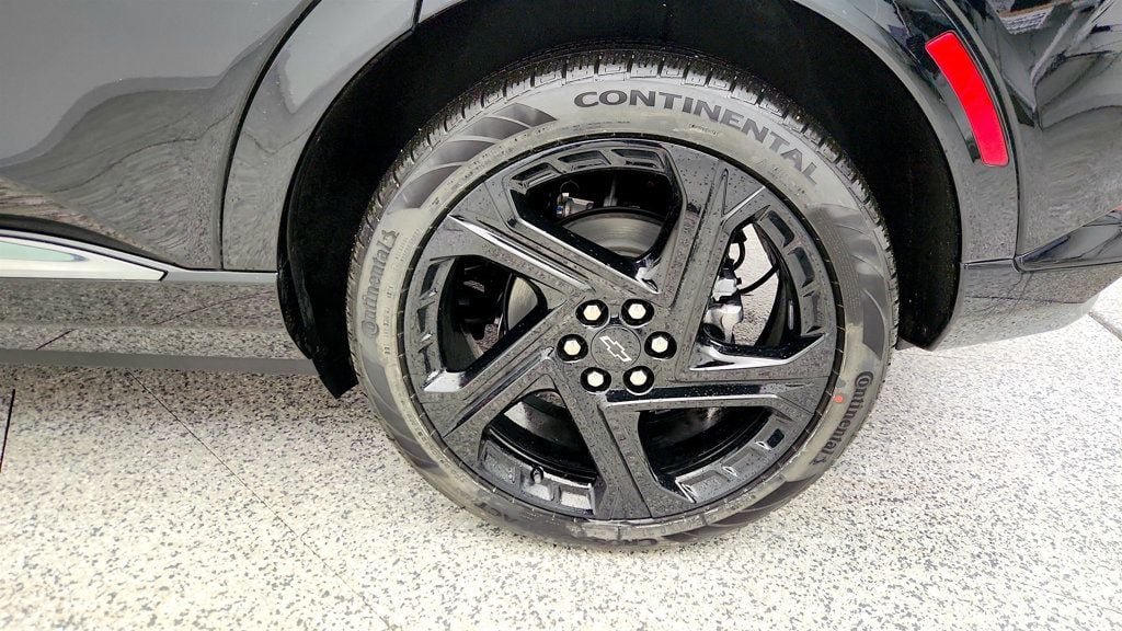 2025 Chevrolet Equinox EV RS - Photo 9