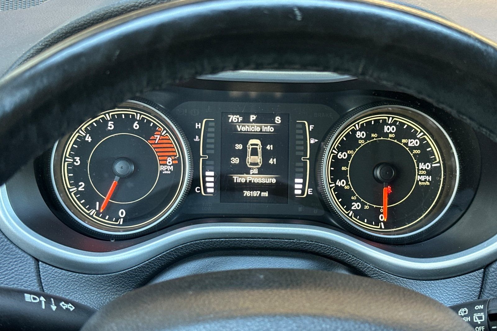 2018 Jeep Cherokee Latitude Plus - Photo 24