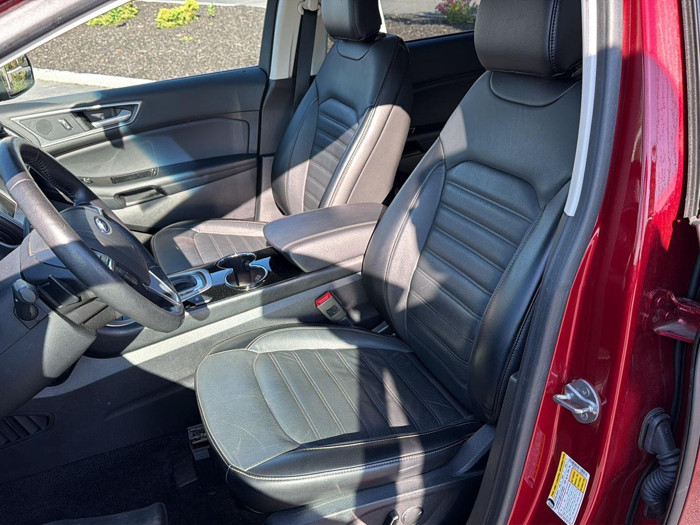 Used 2018 Ruby Red Metallic Tinted Clearcoat Ford SEL image 17