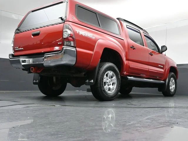 Used 2013 Red Toyota Base image 40