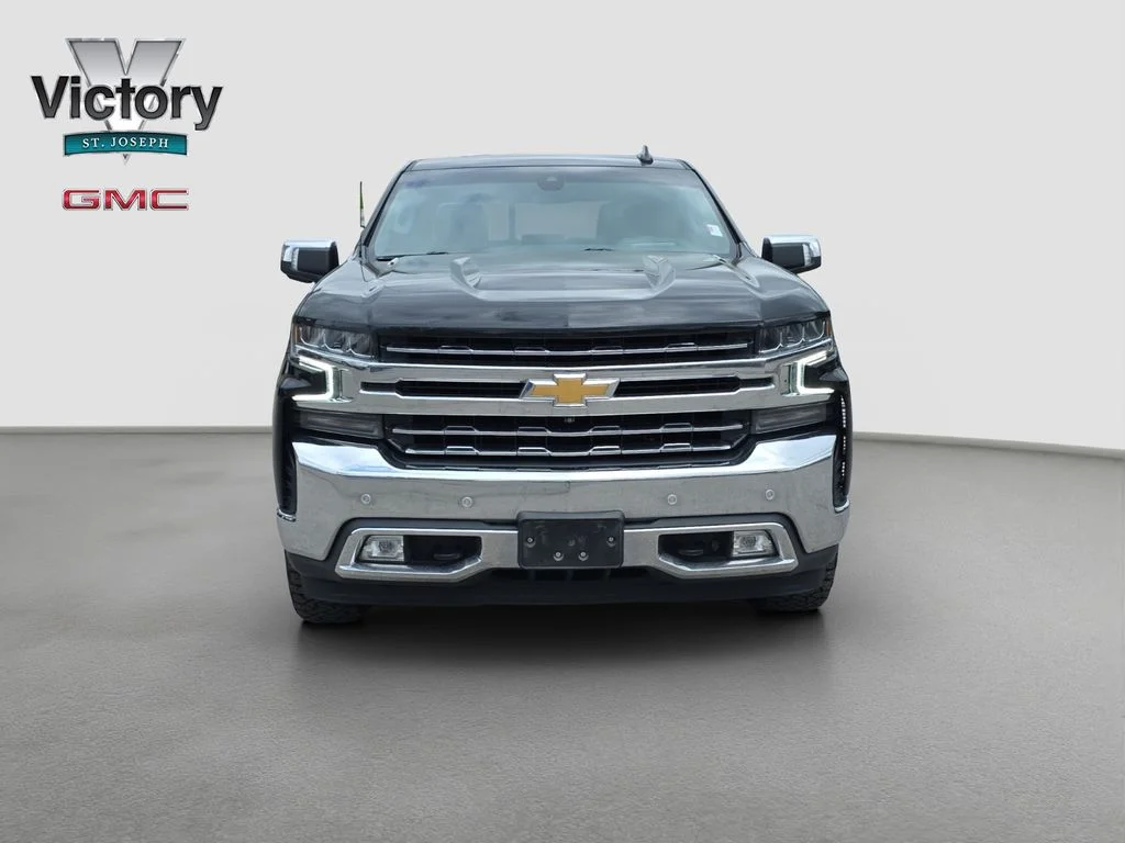 Used 2021 Chevrolet Silverado 1500 LTZ with VIN 1GCUYGET9MZ109967 for sale in Kansas City