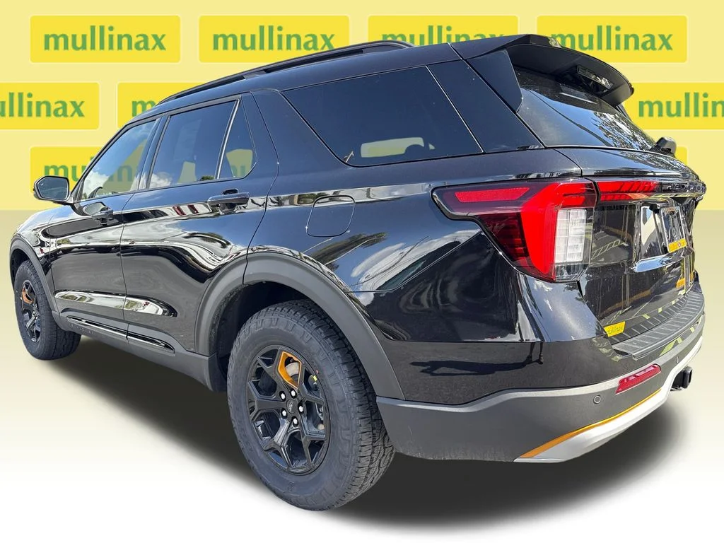 New 2026 Black Ford Tremor image 4