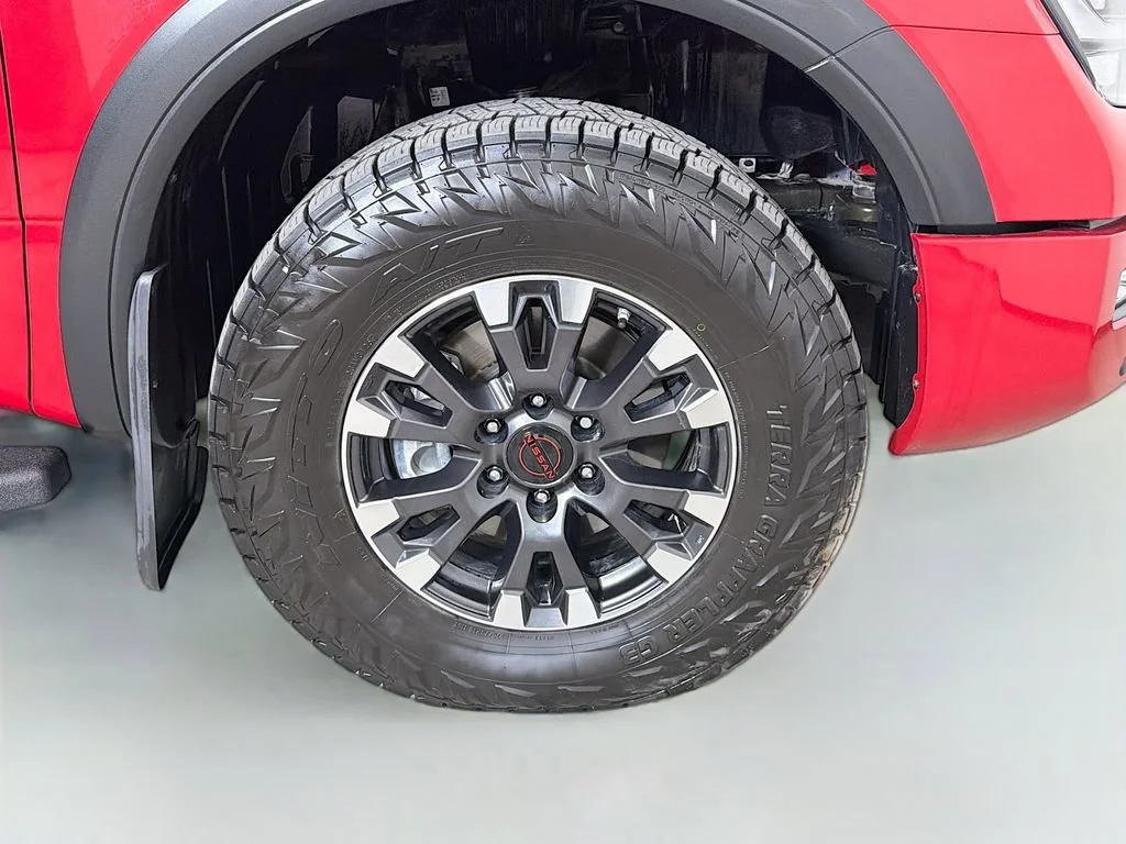 Used 2023  Nissan PRO-4X image 29