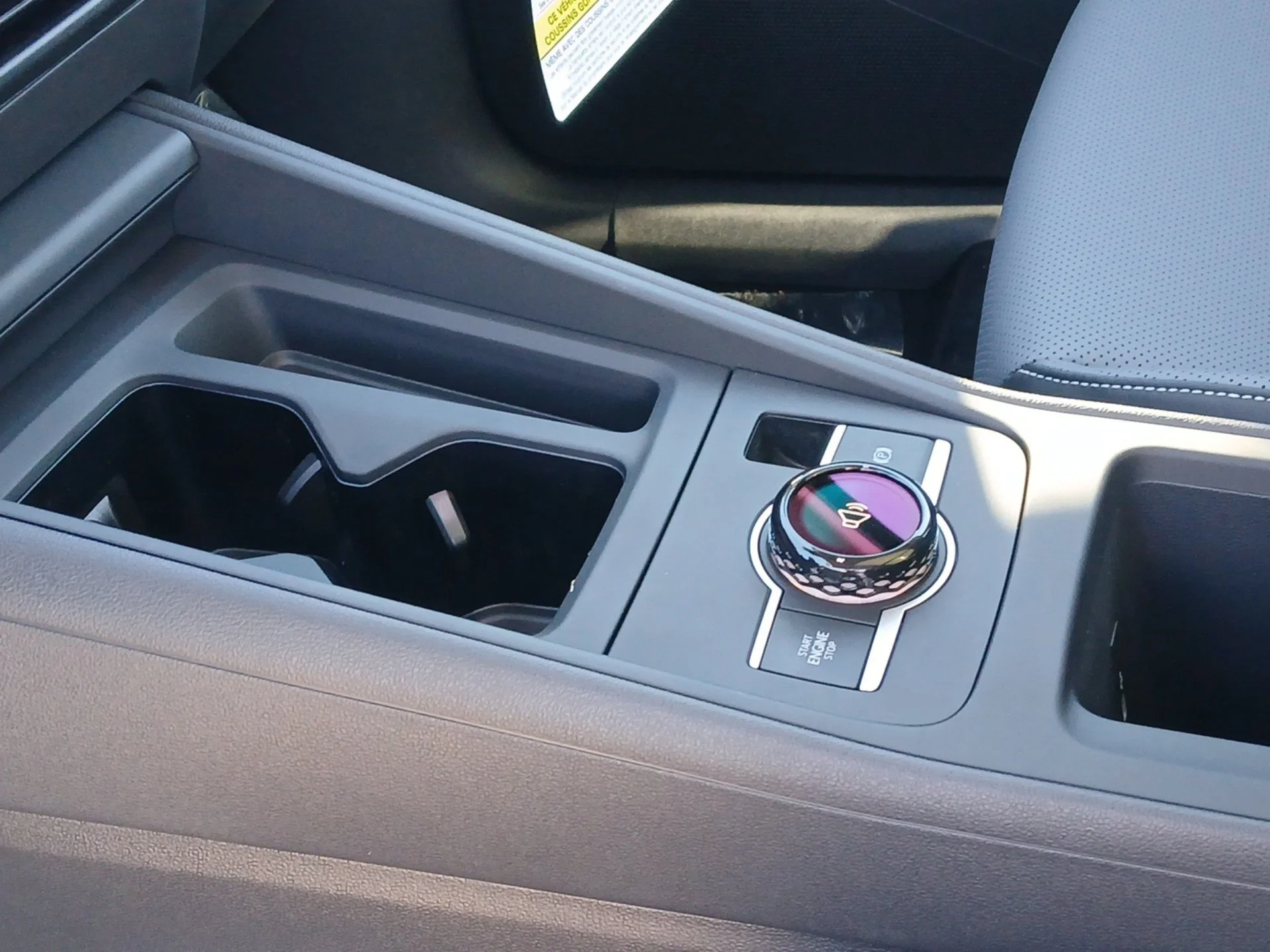New 2026 Platinum Gray Metallic Volkswagen SE image 13