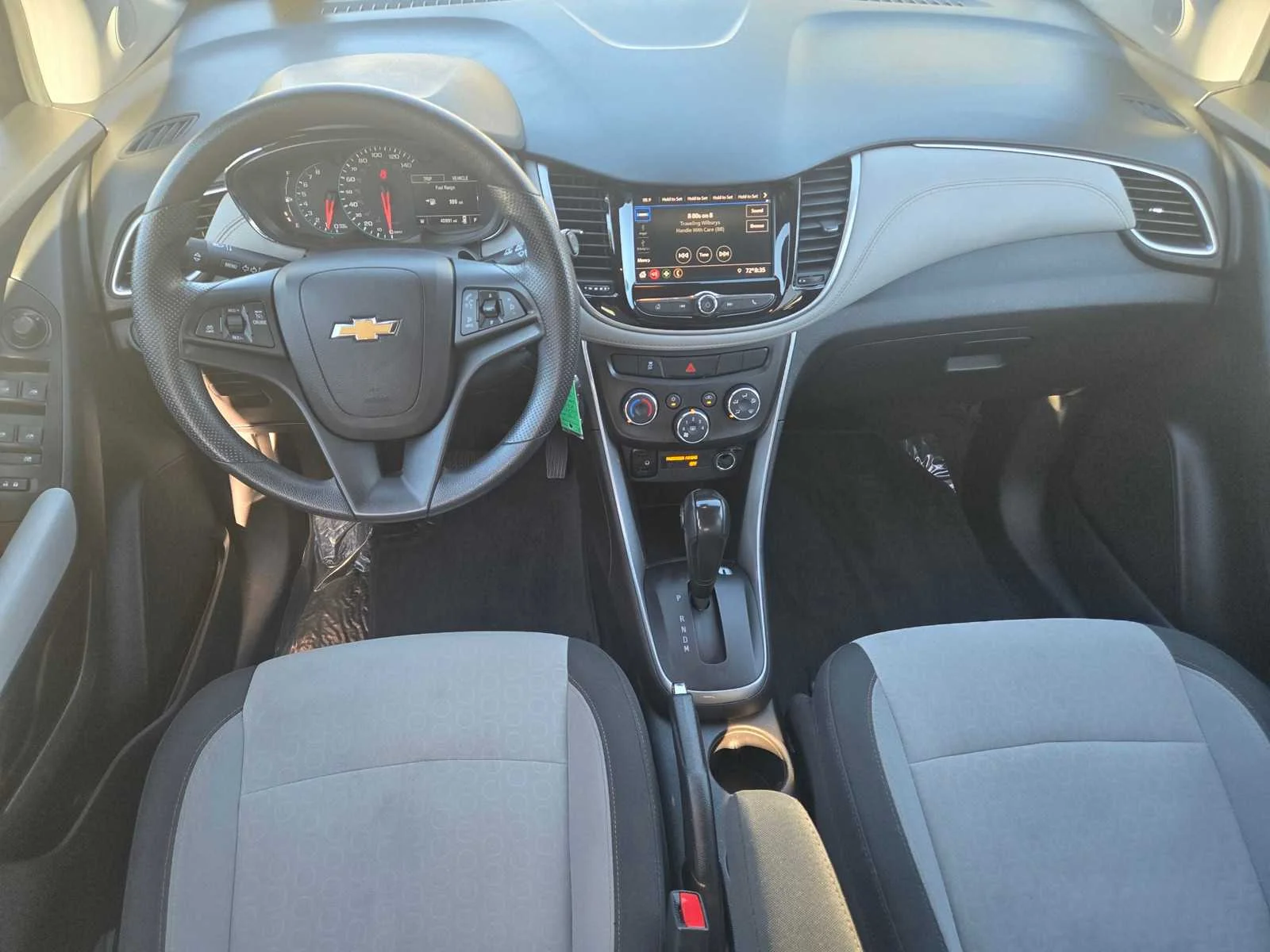 Used 2022 Midnight Blue Metallic Chevrolet LS image 9