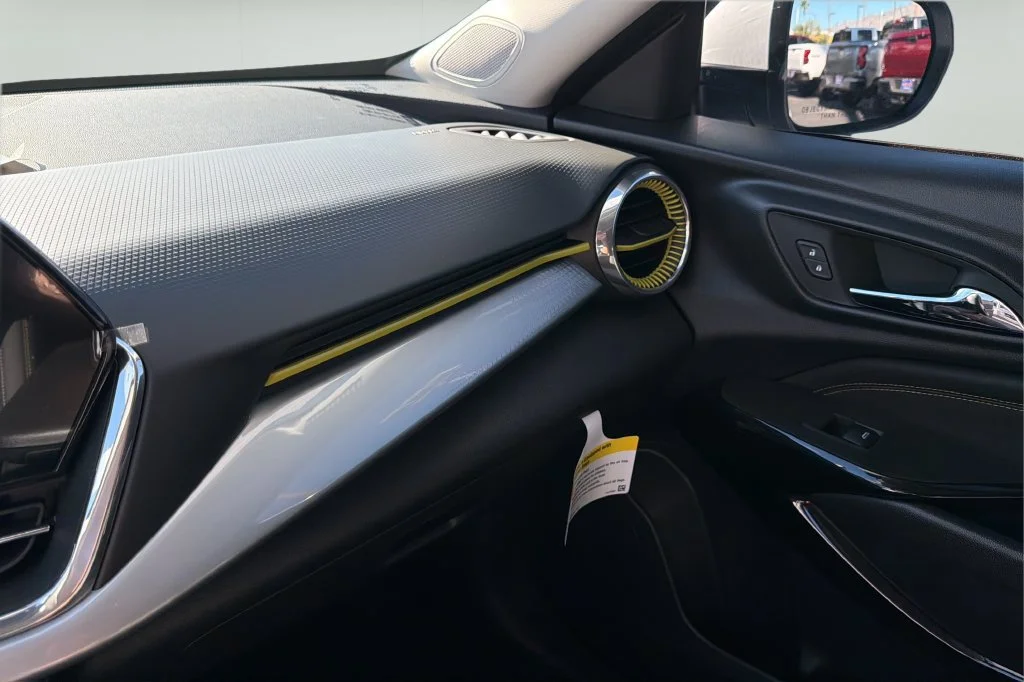 New 2026 Summit White Chevrolet LT image 28