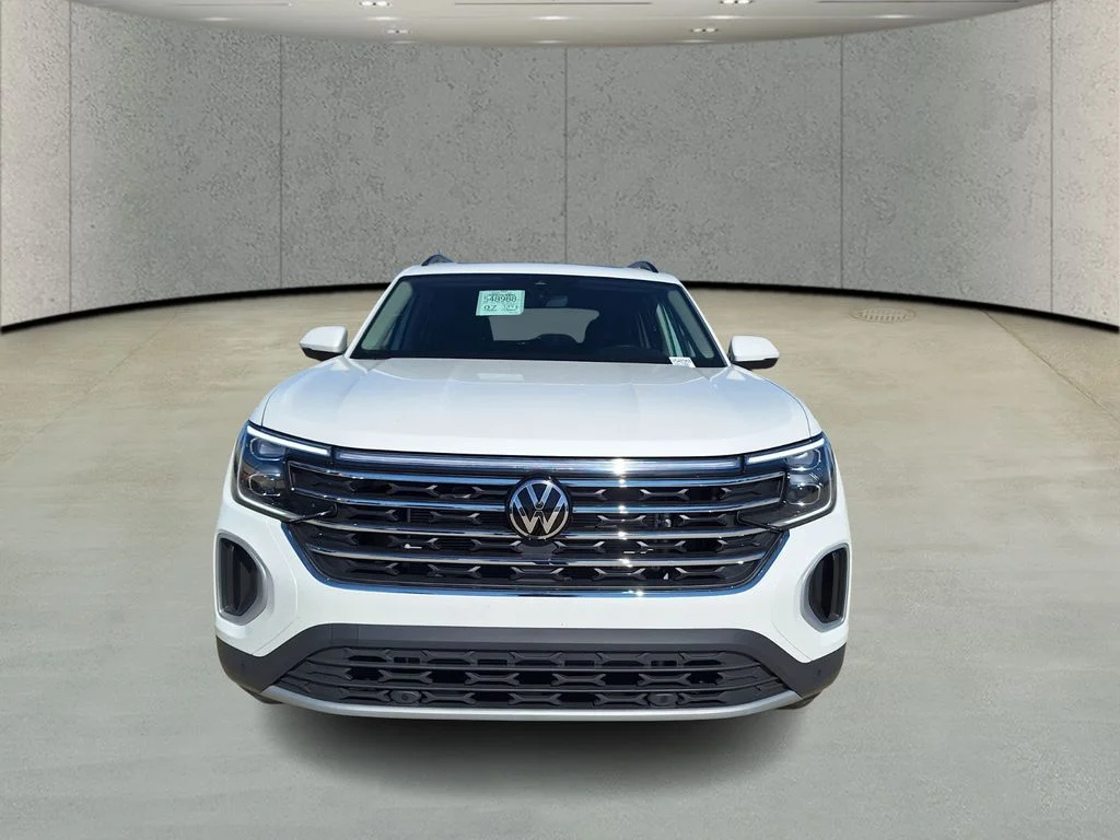 New 2026 White Volkswagen 2.0T SE w/Technology image 8