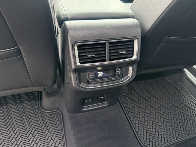 2026 Volkswagen Atlas SE w/Tech - Photo 27