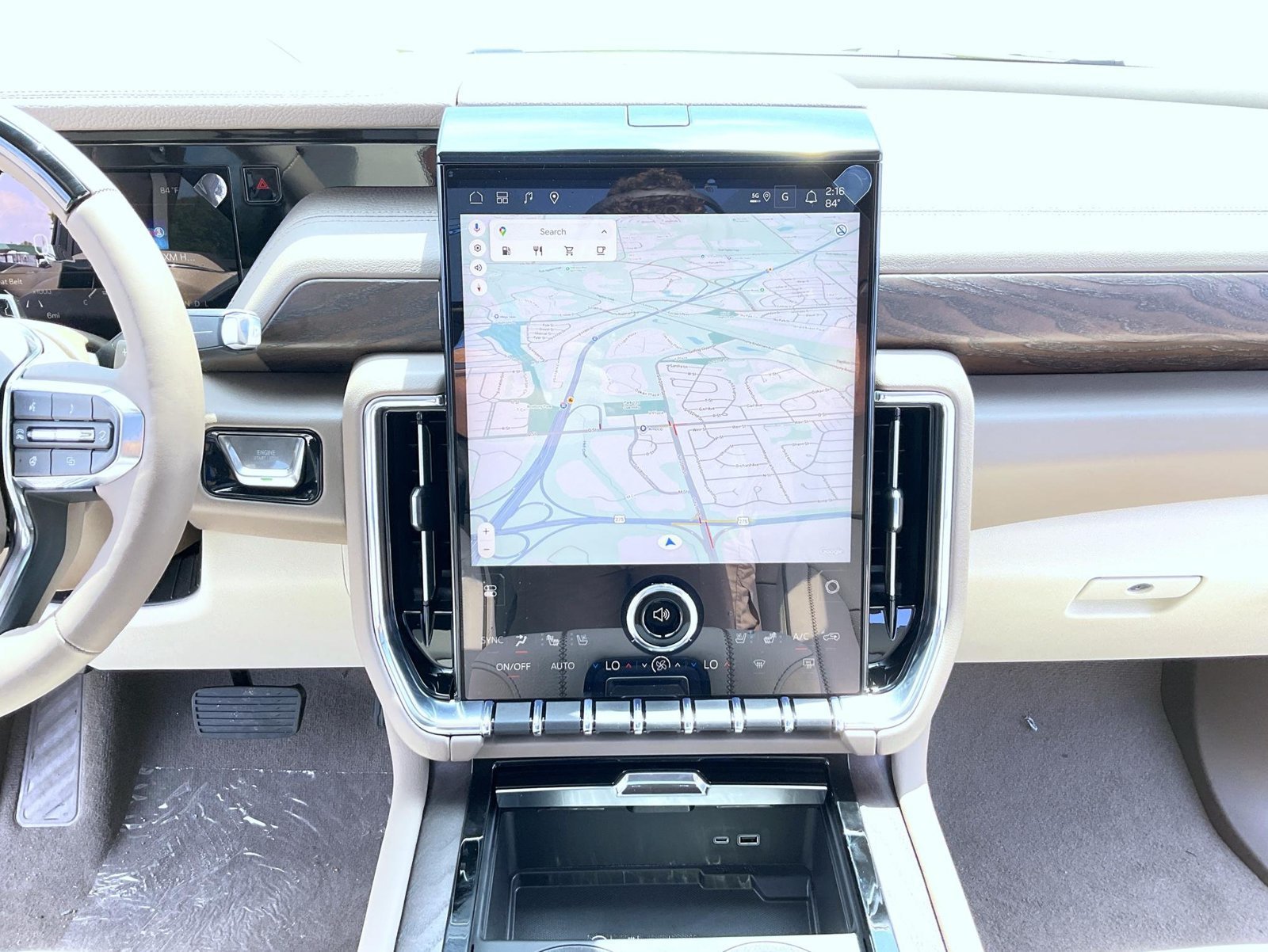 2026 GMC Yukon XL Denali - Photo 13
