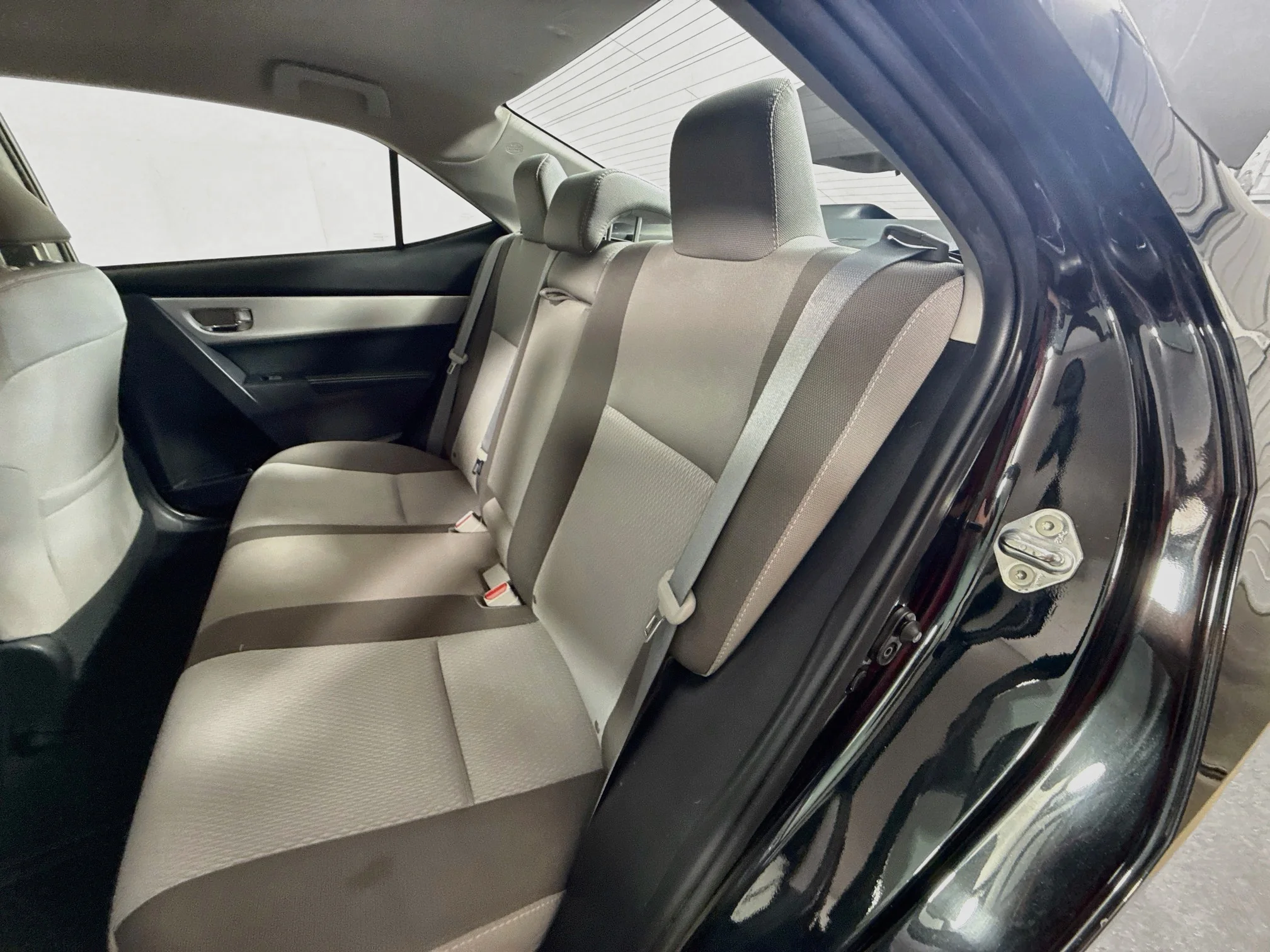 Used 2017 Black Sand Pearl Toyota LE image 21