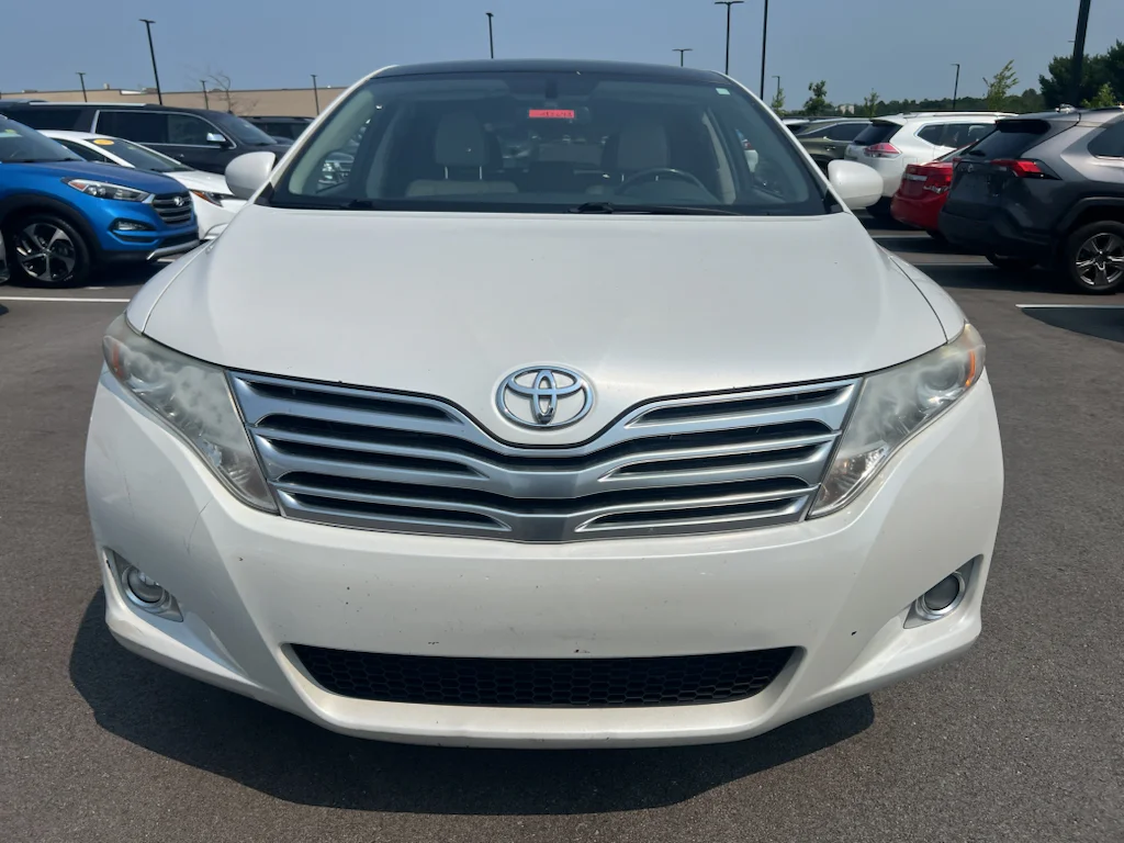 Used 2012 Blizzard Pearl Toyota Limited image 2