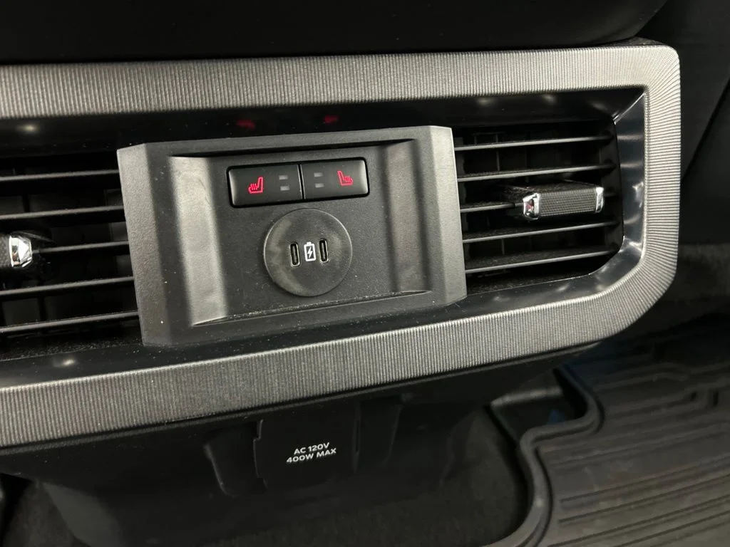 Used 2025 White Ford Platinum image 46