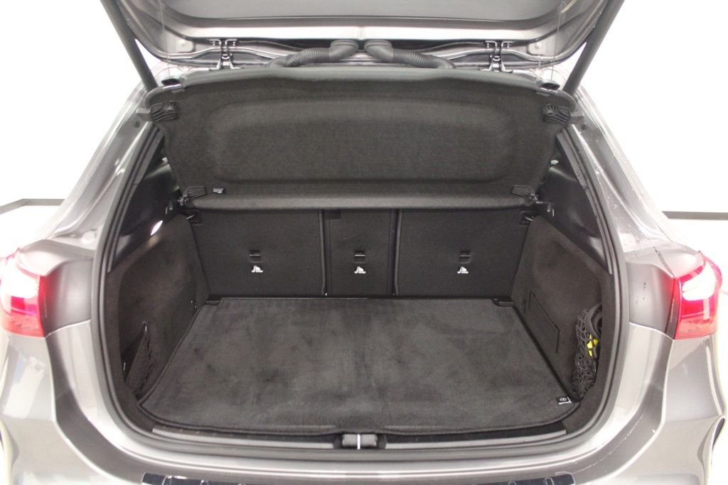 Certified Used 2025 Gray Mercedes-Benz GLA 250 image 31