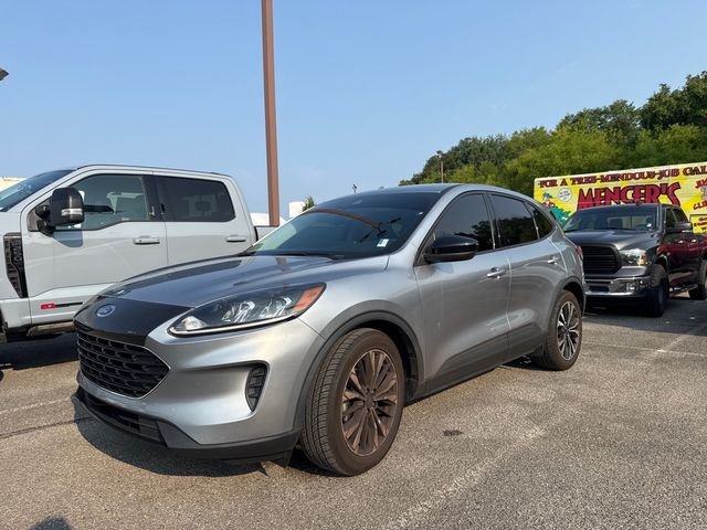 Certified Used 2021 Silver Metallic Ford SE image 1