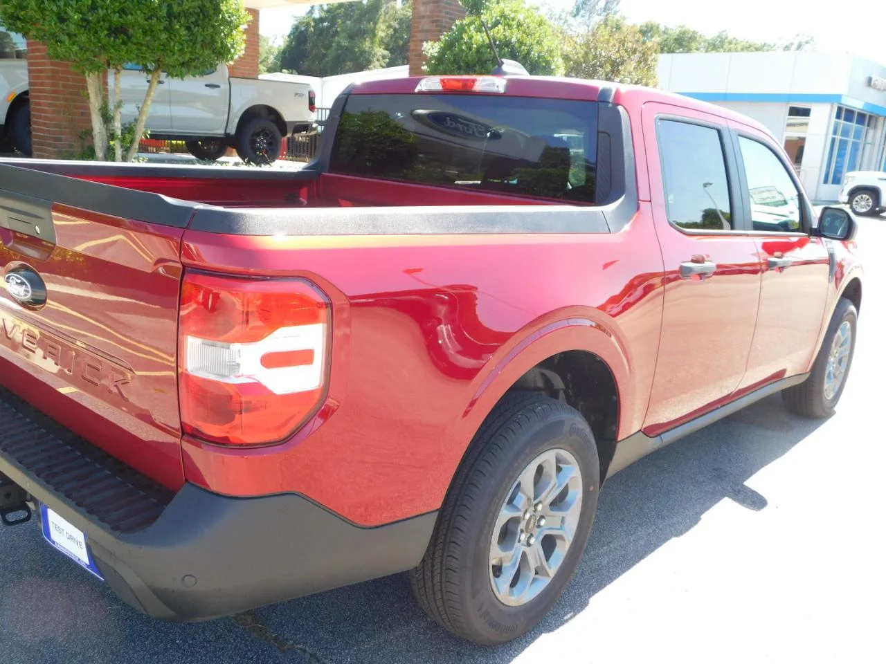 New 2026 Ruby Red Metallic Tinted Clearcoat Ford XLT image 8