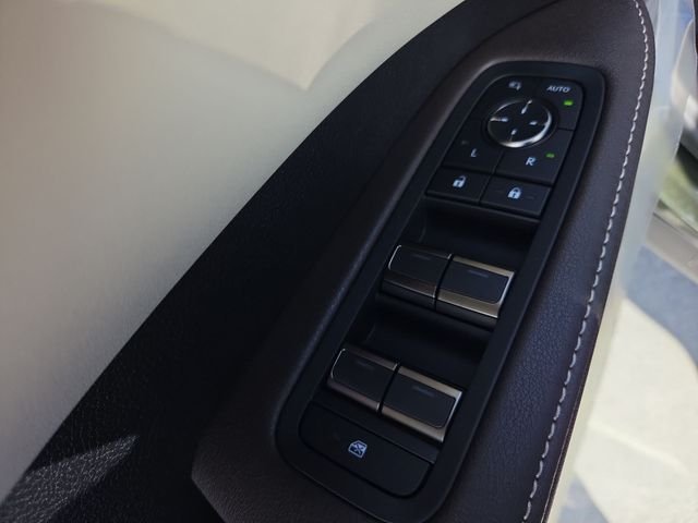 New 2026 Nori Green Pearl Lexus PREMIUM PLUS image 13