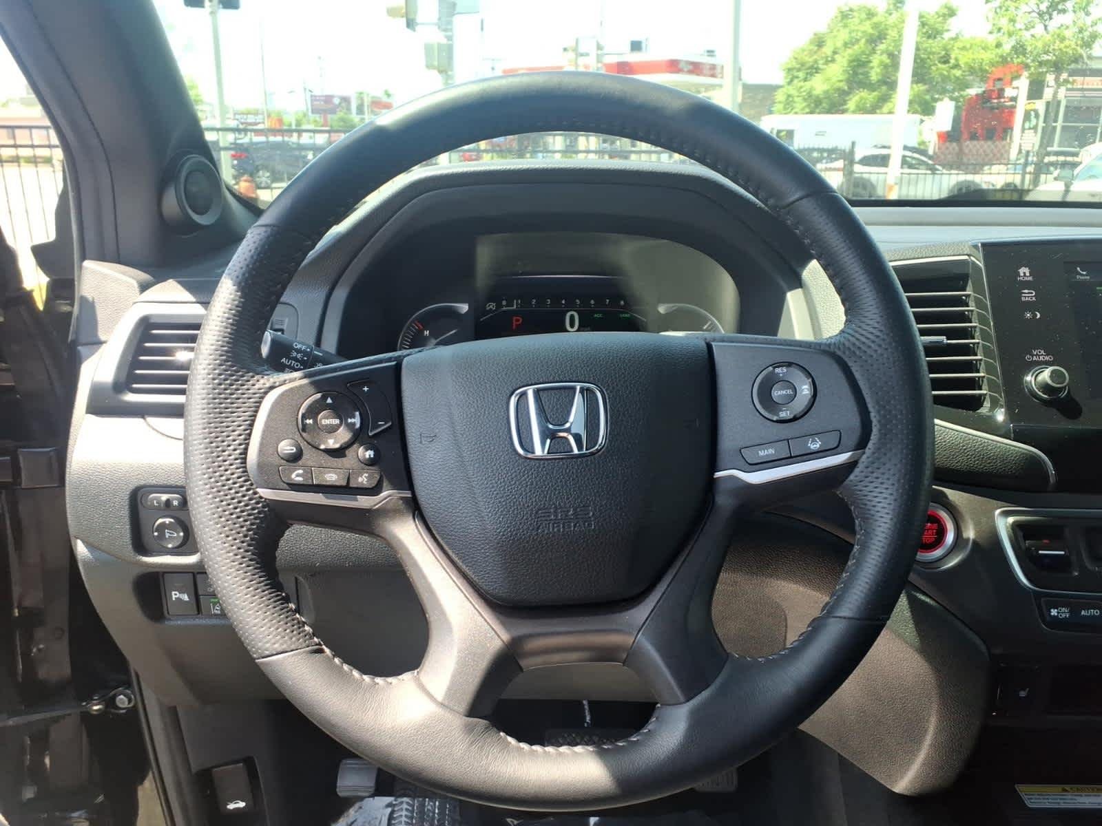Certified Used 2023 Crystal Black Pearl Honda EX-L image 24