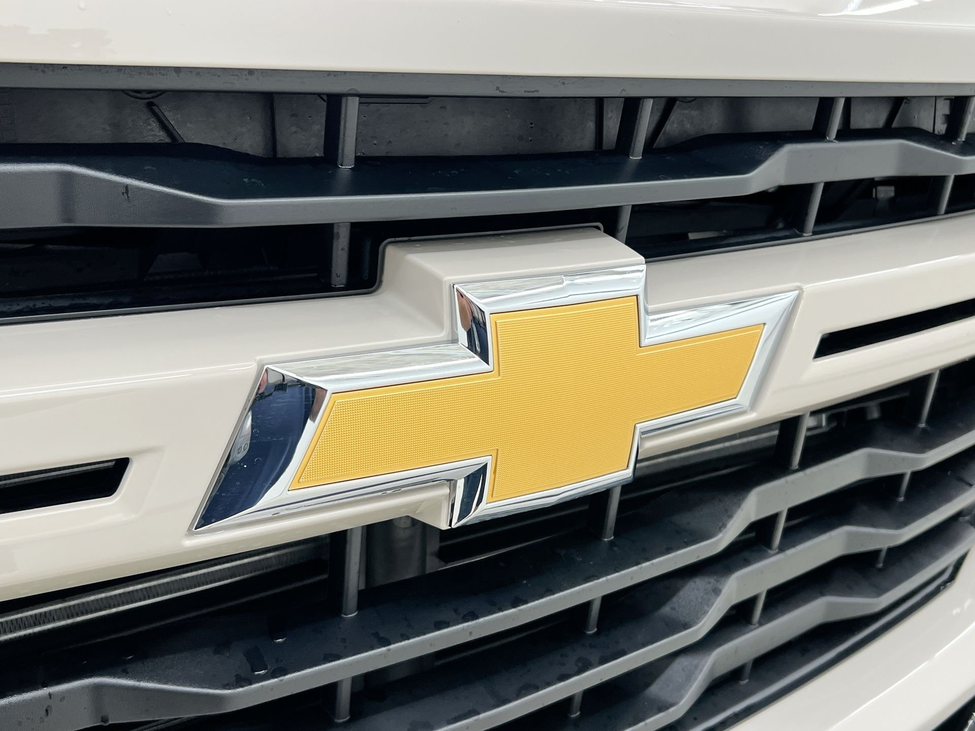 New 2026 White Sands Chevrolet Custom image 78