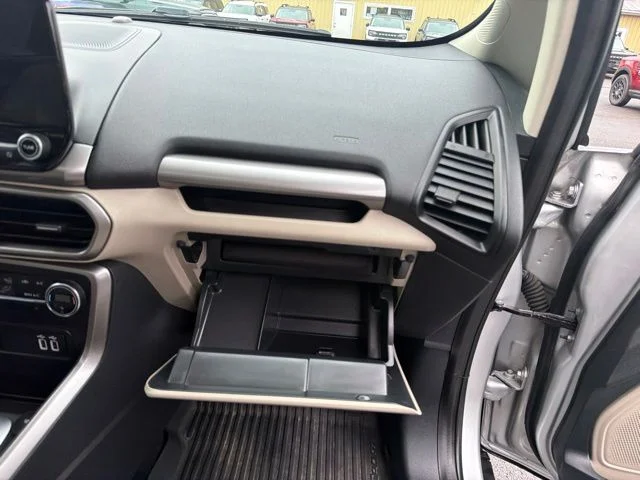 Used 2019 Silver Metallic Ford  image 39