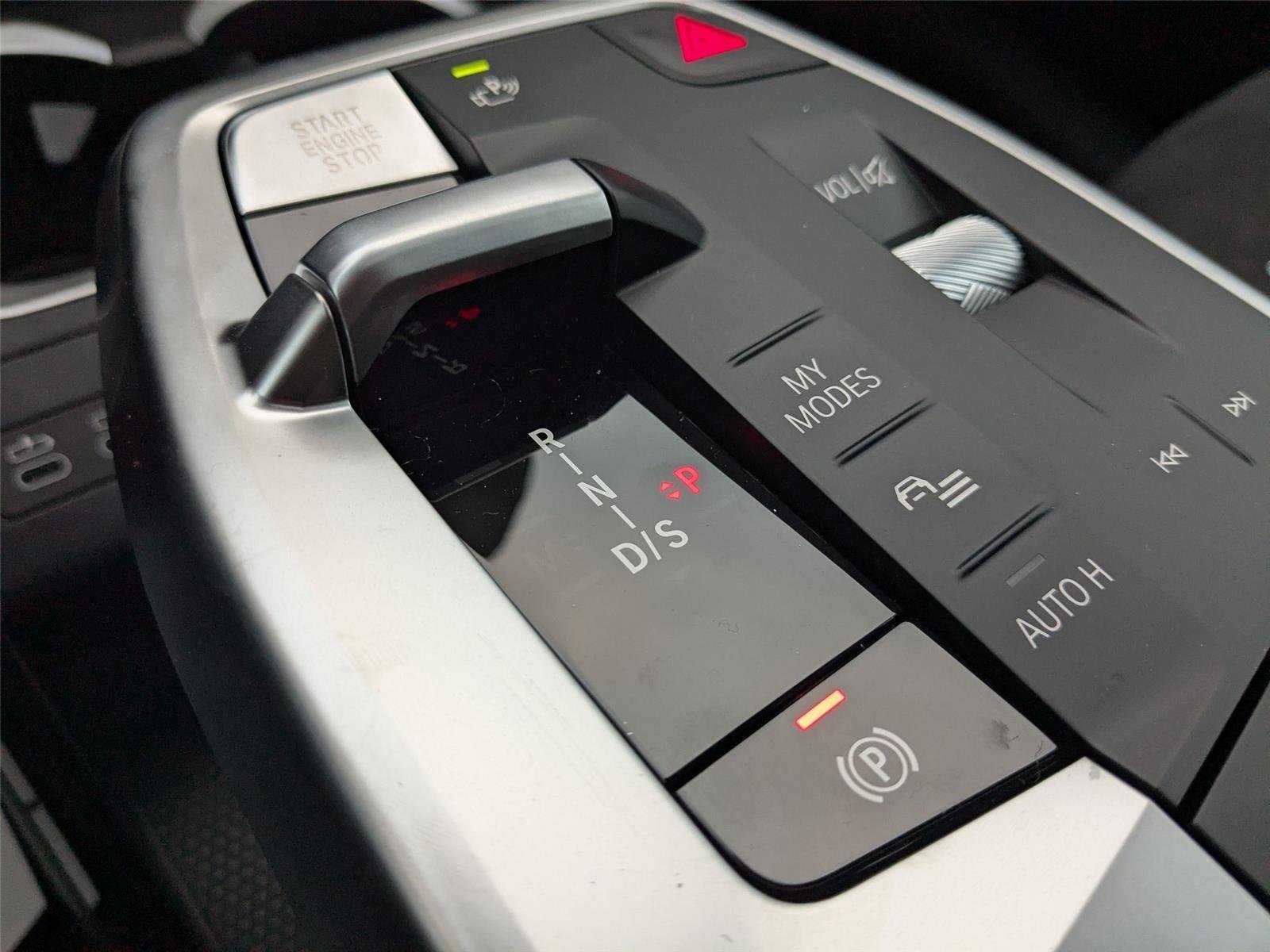 New 2026 Alpine White BMW xDrive28i image 16