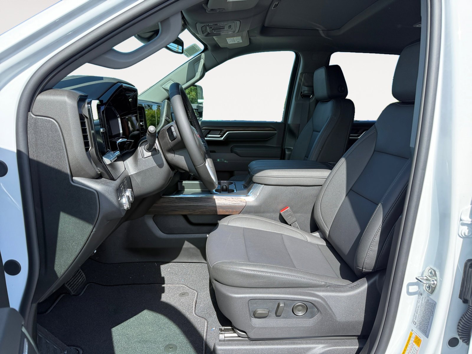 New 2026 Summit White GMC SLT image 10