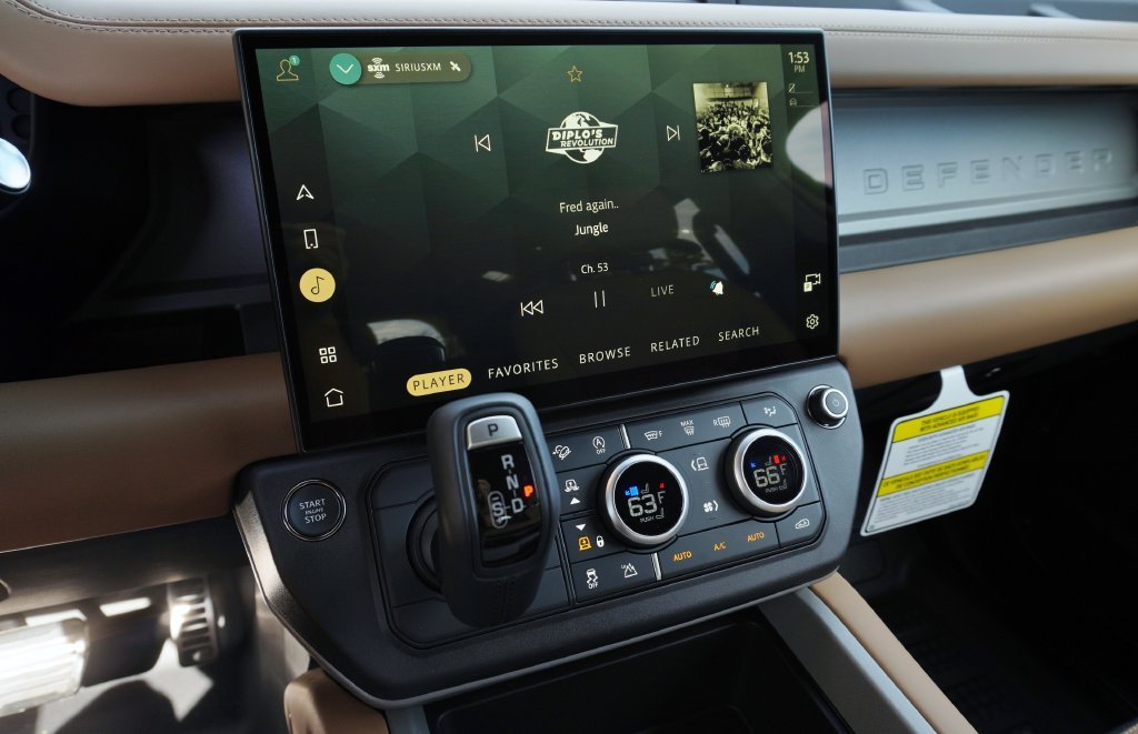 New 2026 Woolstone Green Land Rover X image 19