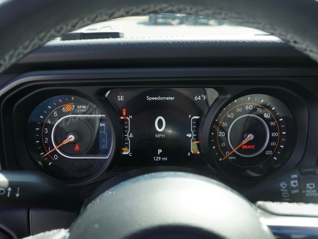 New 2026 Anvil Clear-Coat Exterior Paint Jeep Sahara image 10