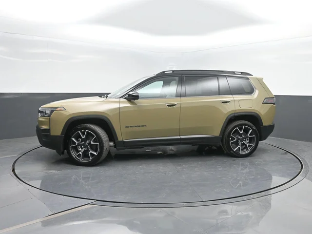 2026 Jeep Cherokee Overland